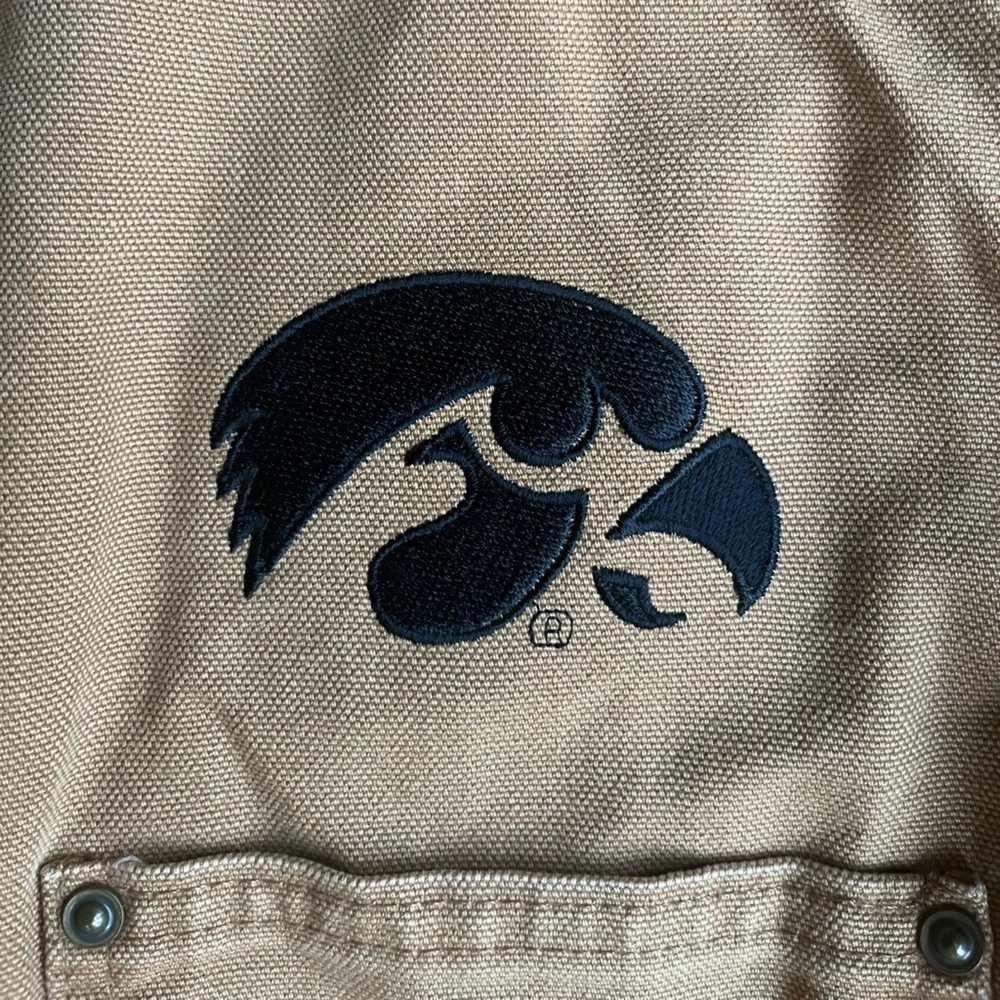 NWT Carhartt Canvas Iowa Hawkeyes Barn Jacket Small - Picture 3 of 10
